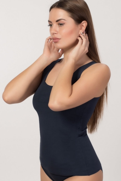 Бесшовная майка из хлопка 6100