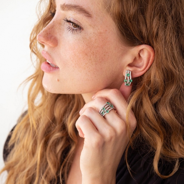 Cережки зі смарагдом Oniks