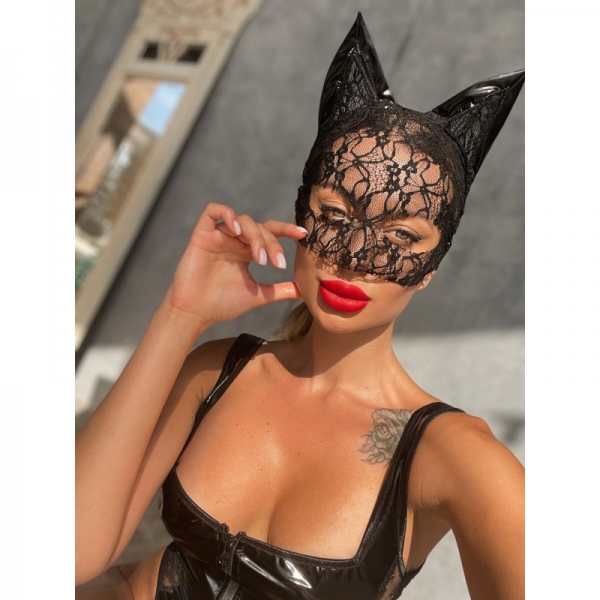 Мереживна маска "Кішка" Мереживна маска "Кішка"