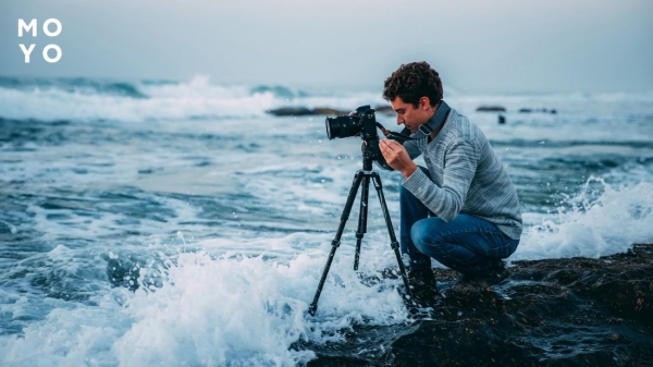 фотограф біля води