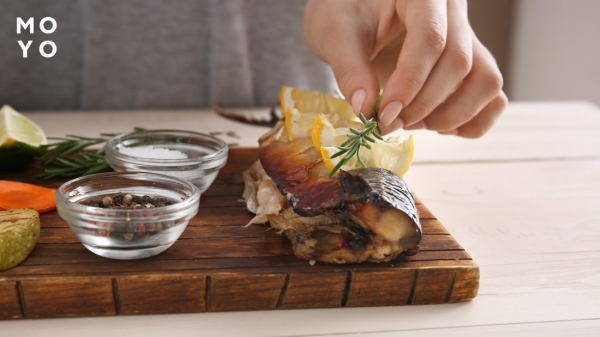 подача готової скумбрії