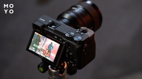 колірний контраст камери Sony a6400