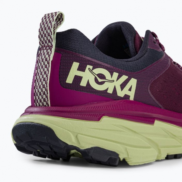 Кросівки для бігу жіночі HOKA Challenger ATR 6 бордові 1106512-GWBT 8