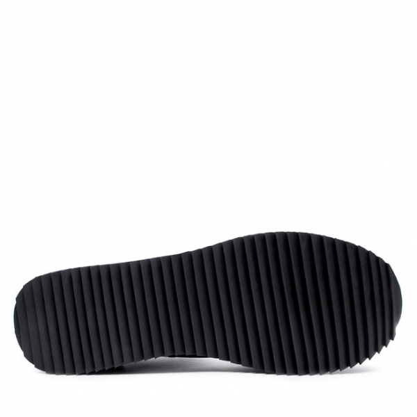 EA7 Emporio Armani Снікерcи EA7 Emporio Armani X8X027 XK050 M701 Triple Black/Gold