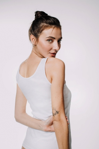 Хлопковая майка на широких бретелях L005t Lily