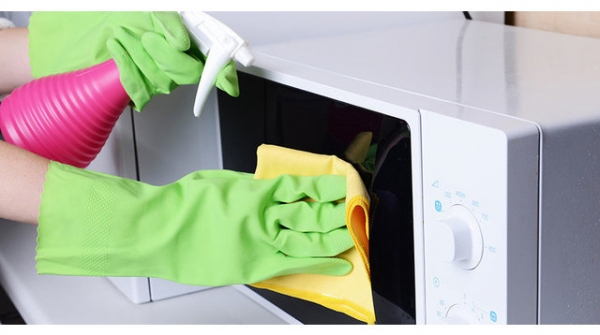 Як почистити мікрохвильову піч